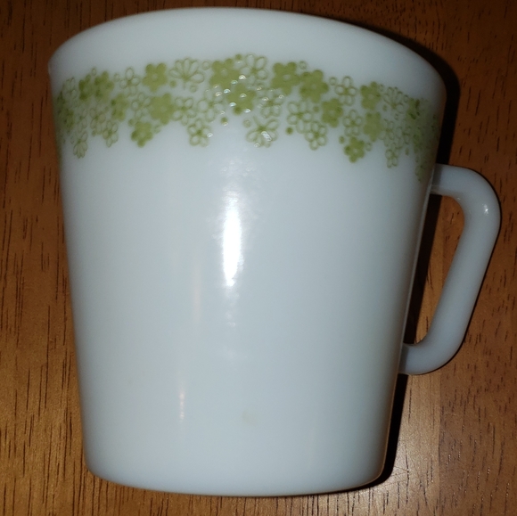 Vintage Pyrex Crazy Daisy 3pc D Handle Coffee Cups - Picture 6 of 8